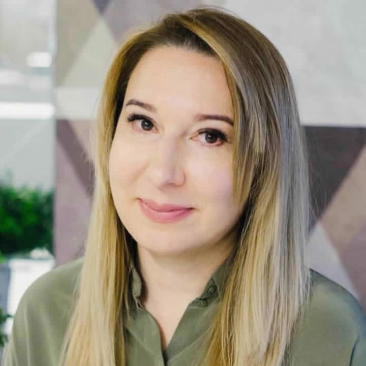 Дизайнер Ольга Завражина